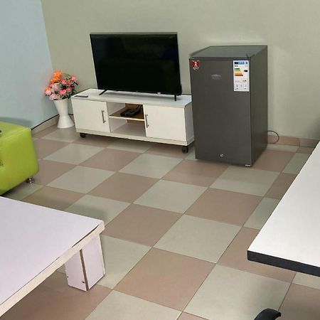 Residence Maryhouse - Free Breakfast And Taxi From Airport Cotonou Exteriör bild
