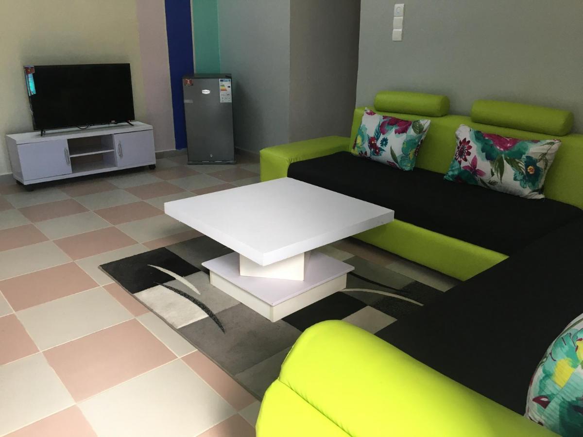 Residence Maryhouse - Free Breakfast And Taxi From Airport Cotonou Exteriör bild