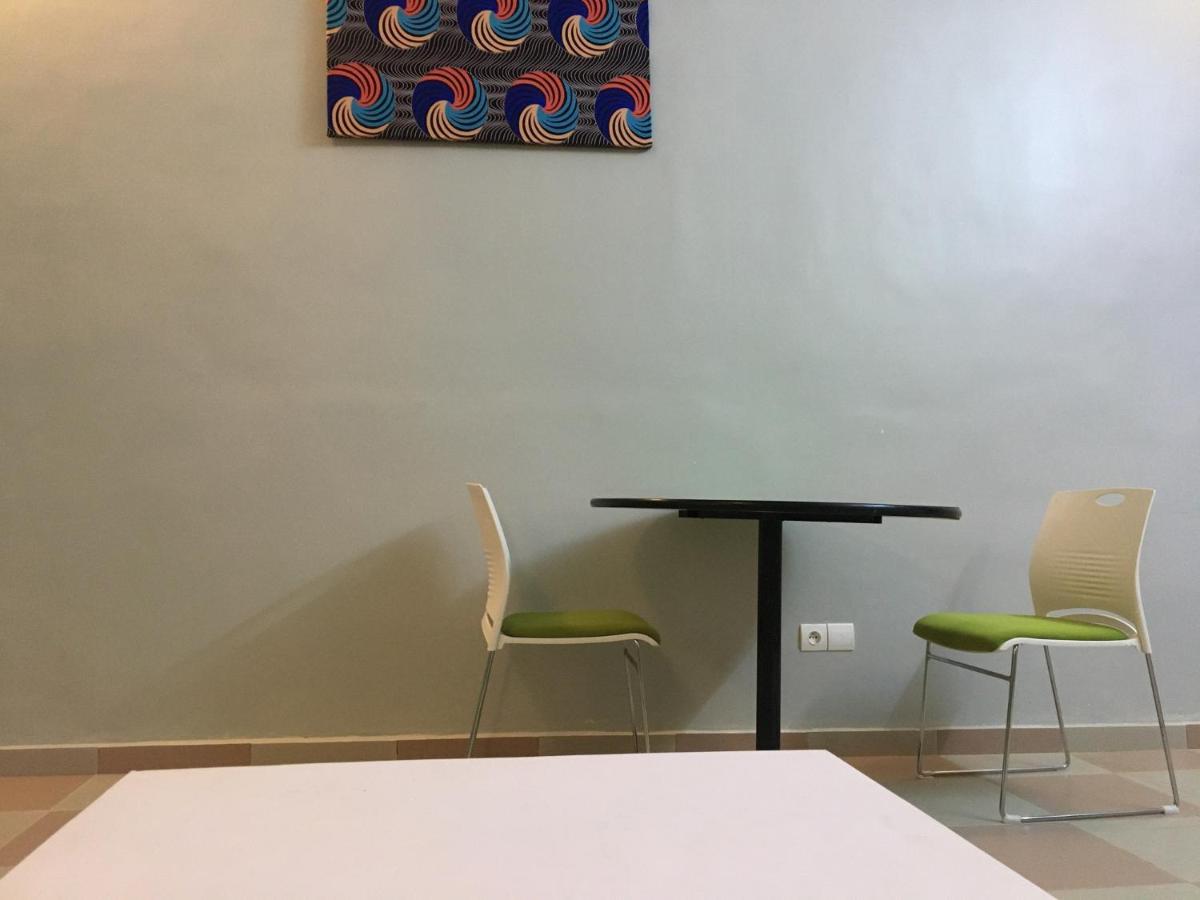 Residence Maryhouse - Free Breakfast And Taxi From Airport Cotonou Exteriör bild