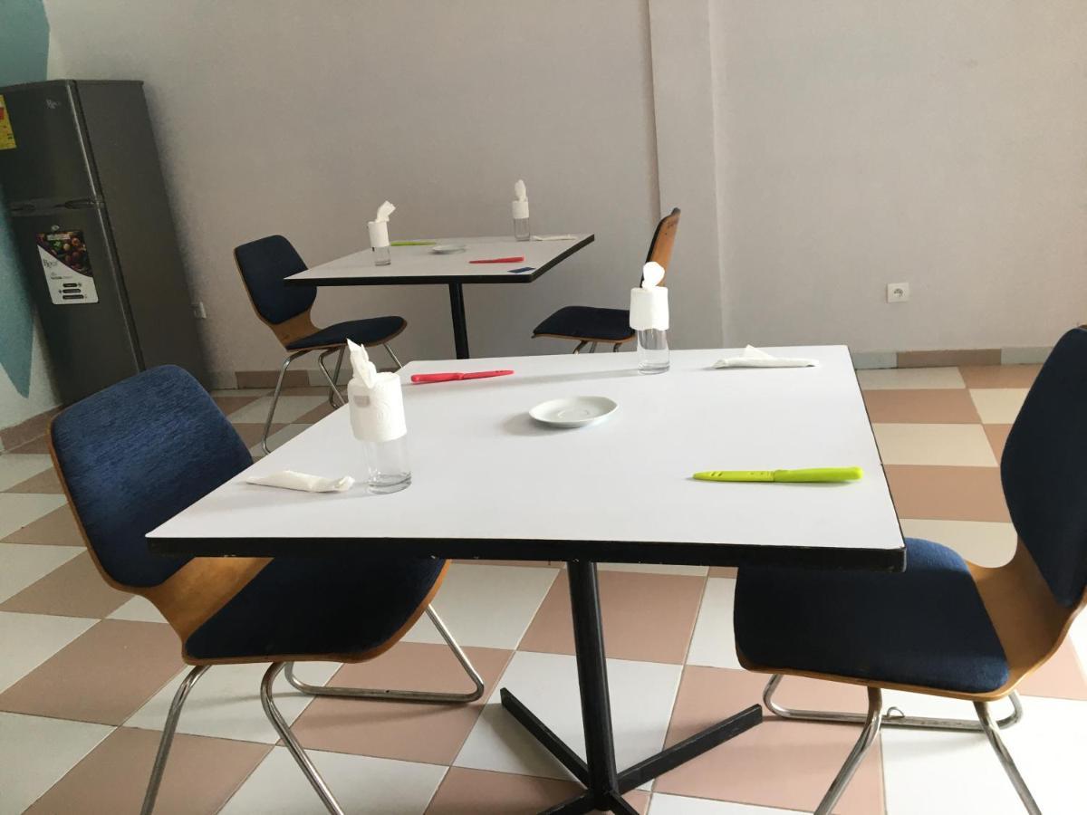 Residence Maryhouse - Free Breakfast And Taxi From Airport Cotonou Exteriör bild